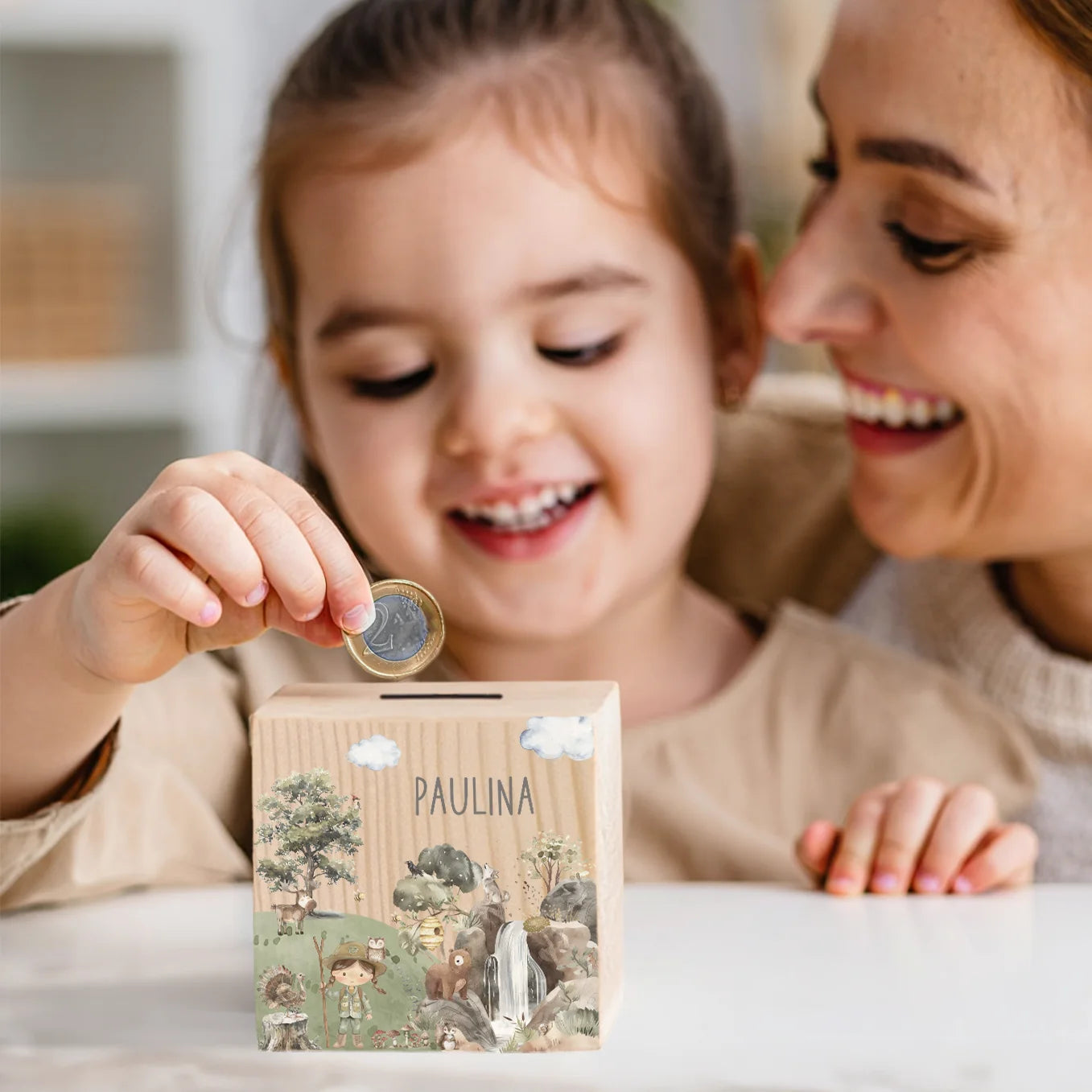 Personalisierte Holzspardose "Wildnis”