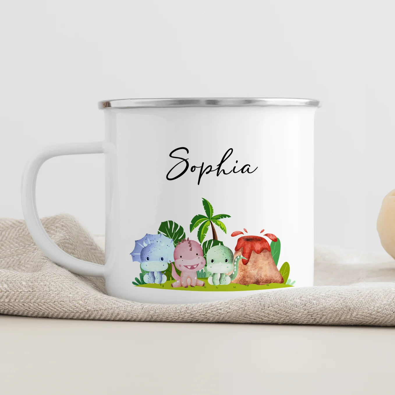 Personalisierte Kindertasse "Dinos"