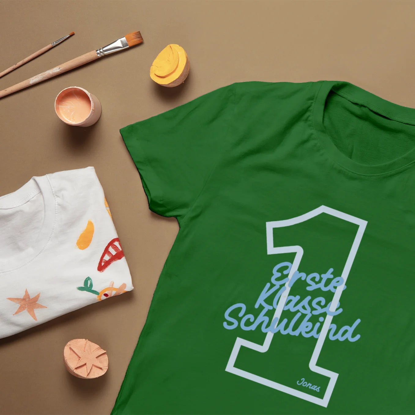 Personalisiertes T-Shirt “Erste Klasse Schulkind” Bo & Birdie