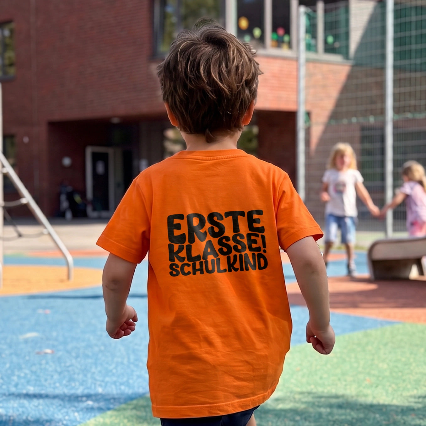Personalisiertes T-Shirt “Endlich Schulkind”