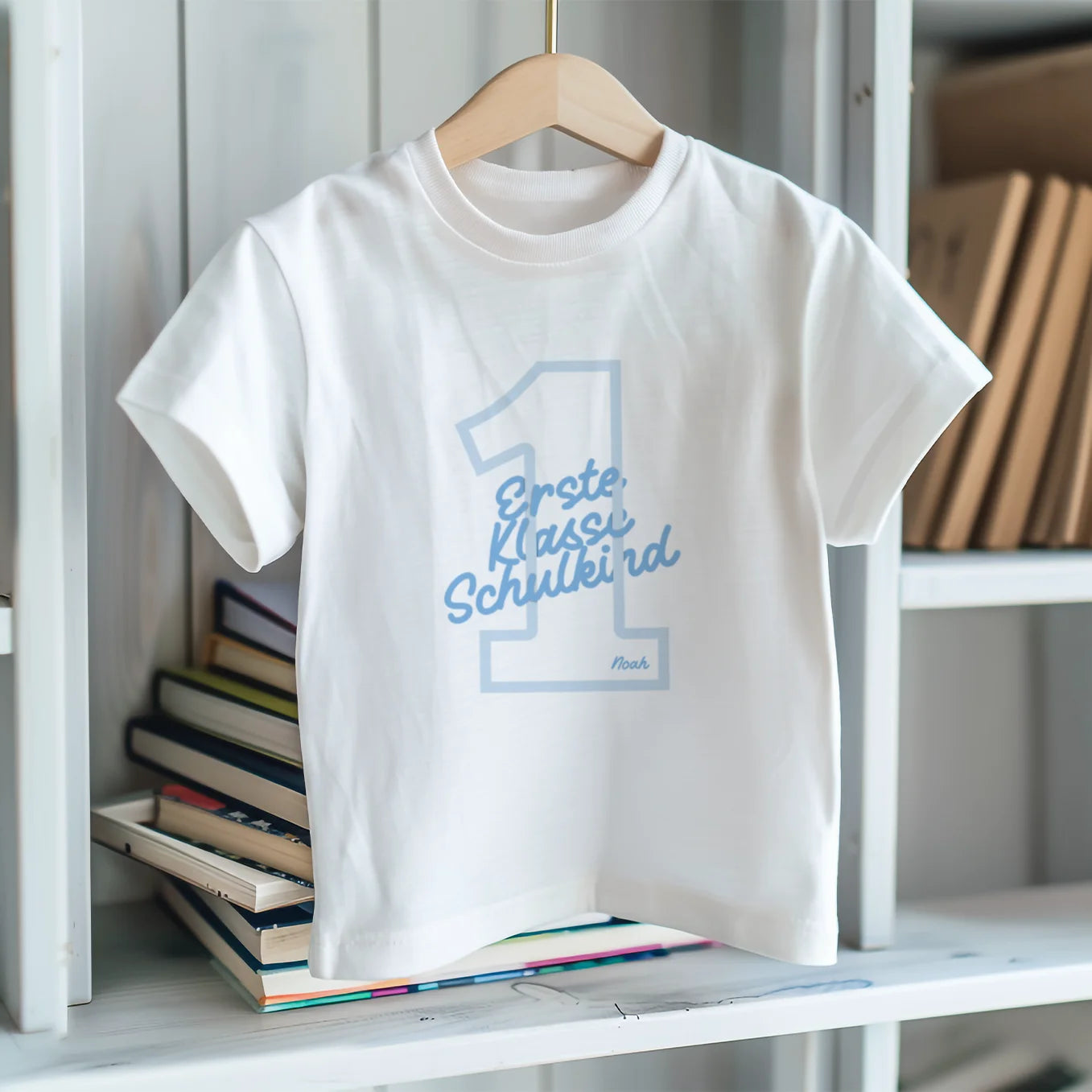 Personalisiertes T-Shirt “Erste Klasse Schulkind” Bo & Birdie