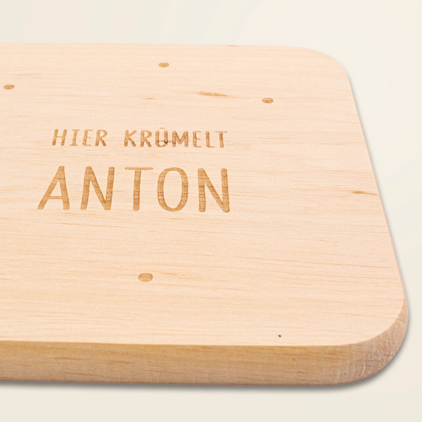 Biene Willi Frühstücksbrett Aus Ahornholz Personalisiert - Geschenk Zur Einschulung Oder Geburtstag