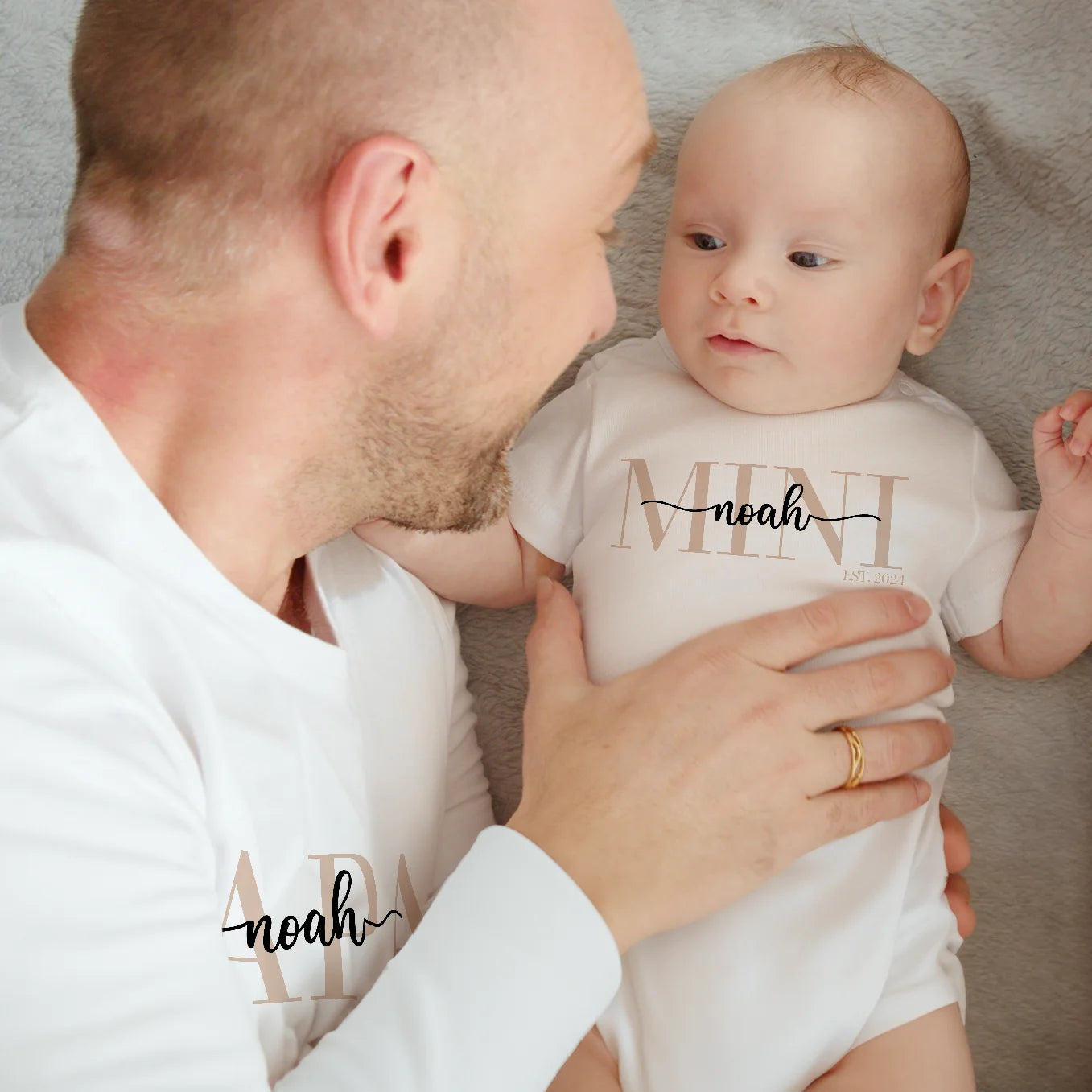 Personalisierter Erwachsenen Sweater "Mama / Papa" 2. Teil vom Partnerlook Bo & Birdie